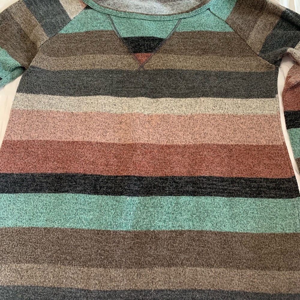 BiBi Striped Top - Picture 4 of 12